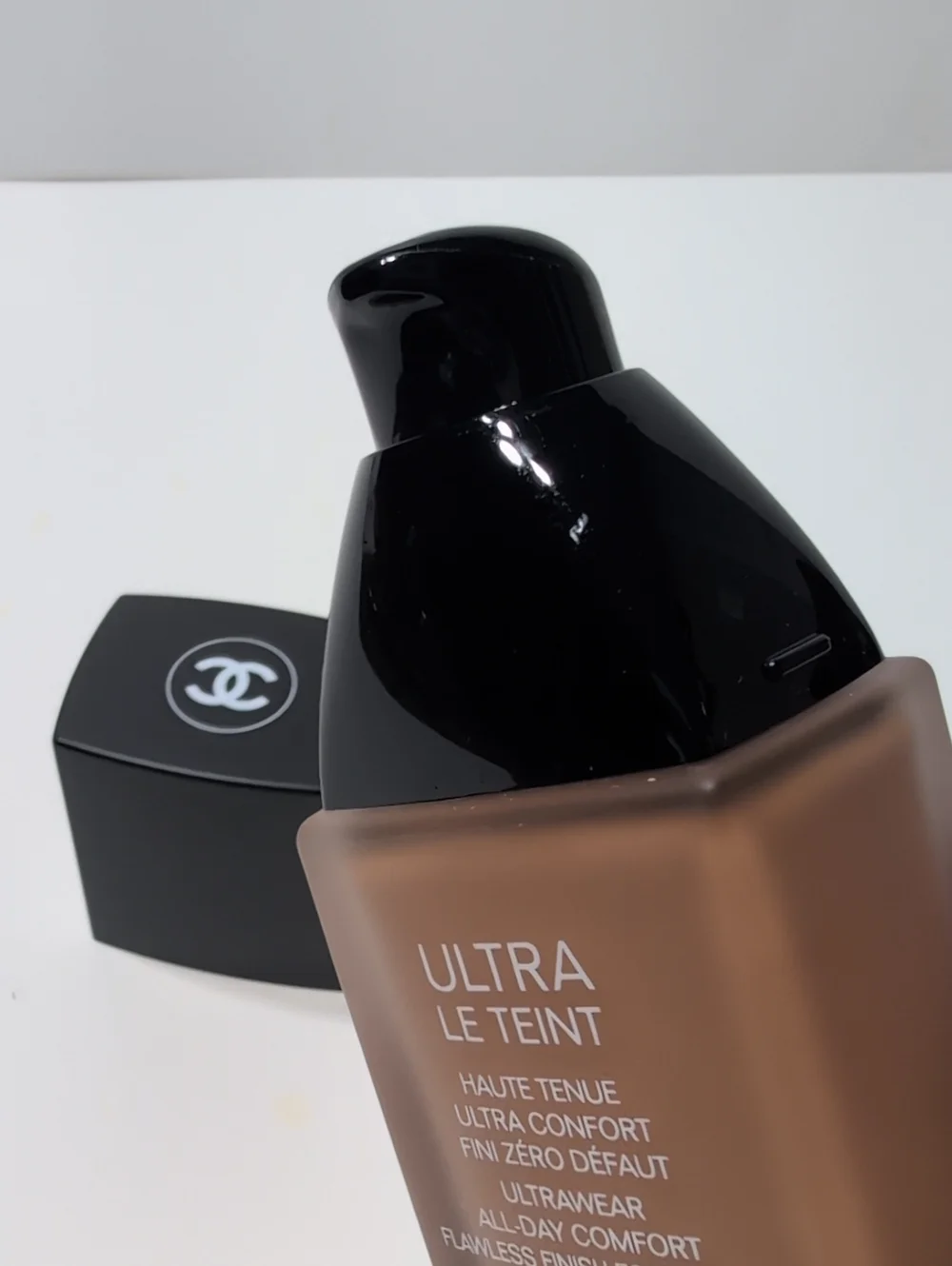 New CHANEL Ultra Le Teint Foundation - Various Shades